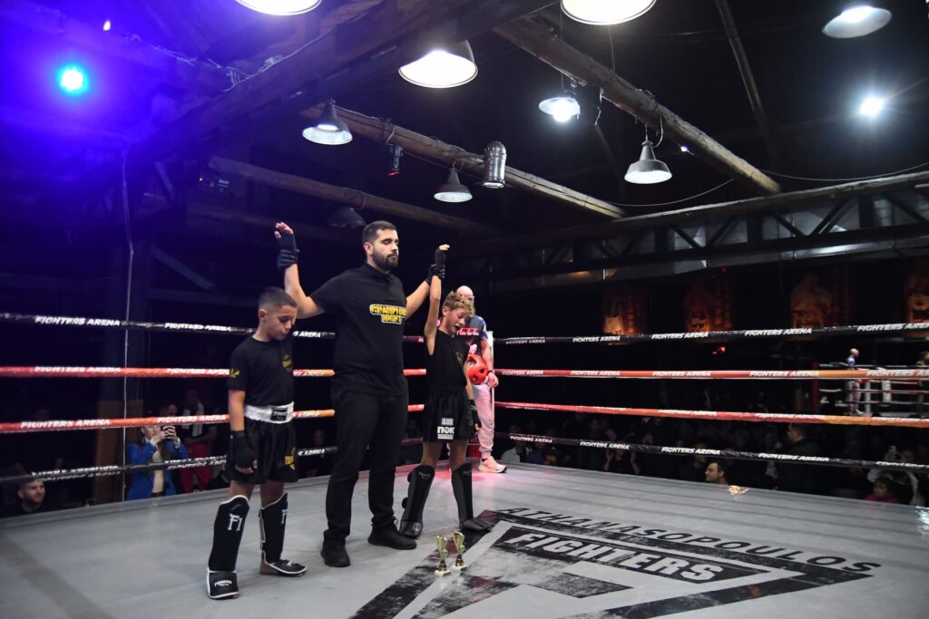 kickboxing-boxing-champions-fighters-h005RdZf.jpg