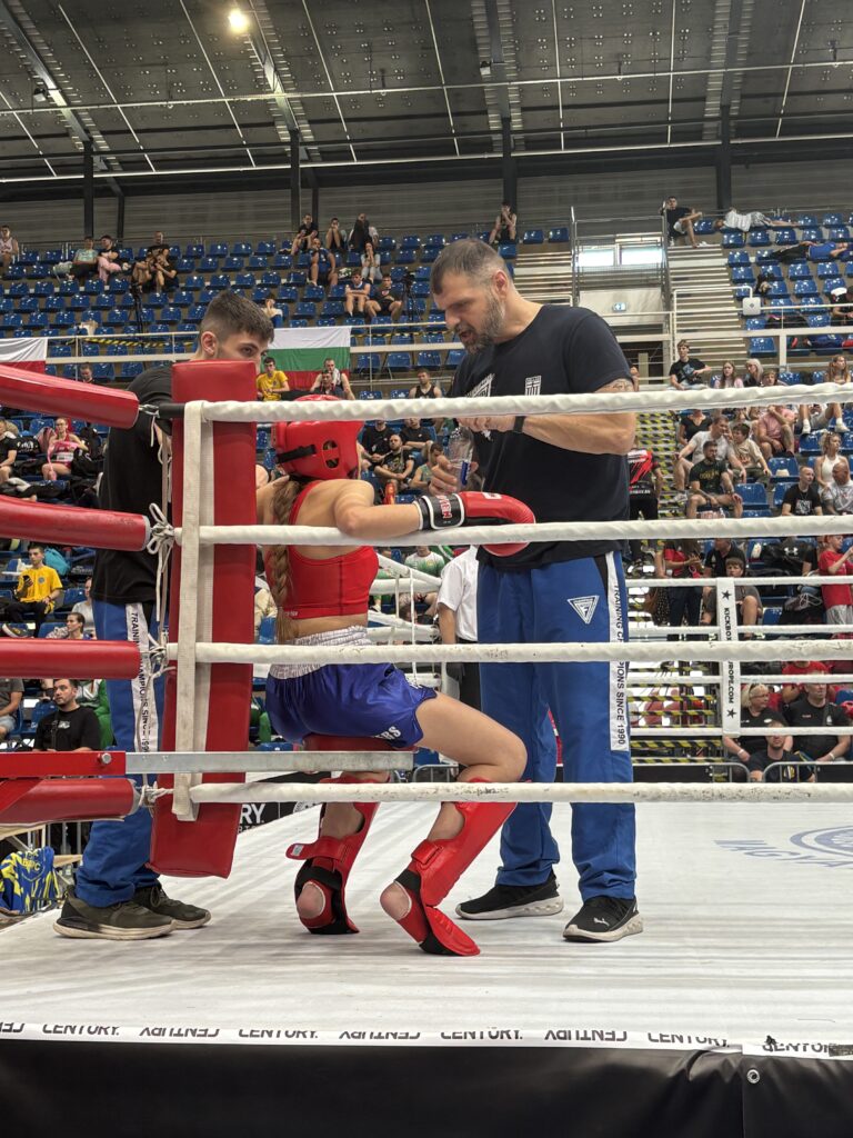 kickboxing-hungarian-wako-fighters-bWNBpJQj.jpg