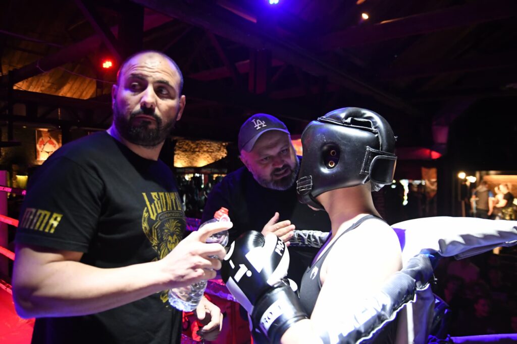 champions-night-72-event-kickboxing-zivZczJz.jpg
