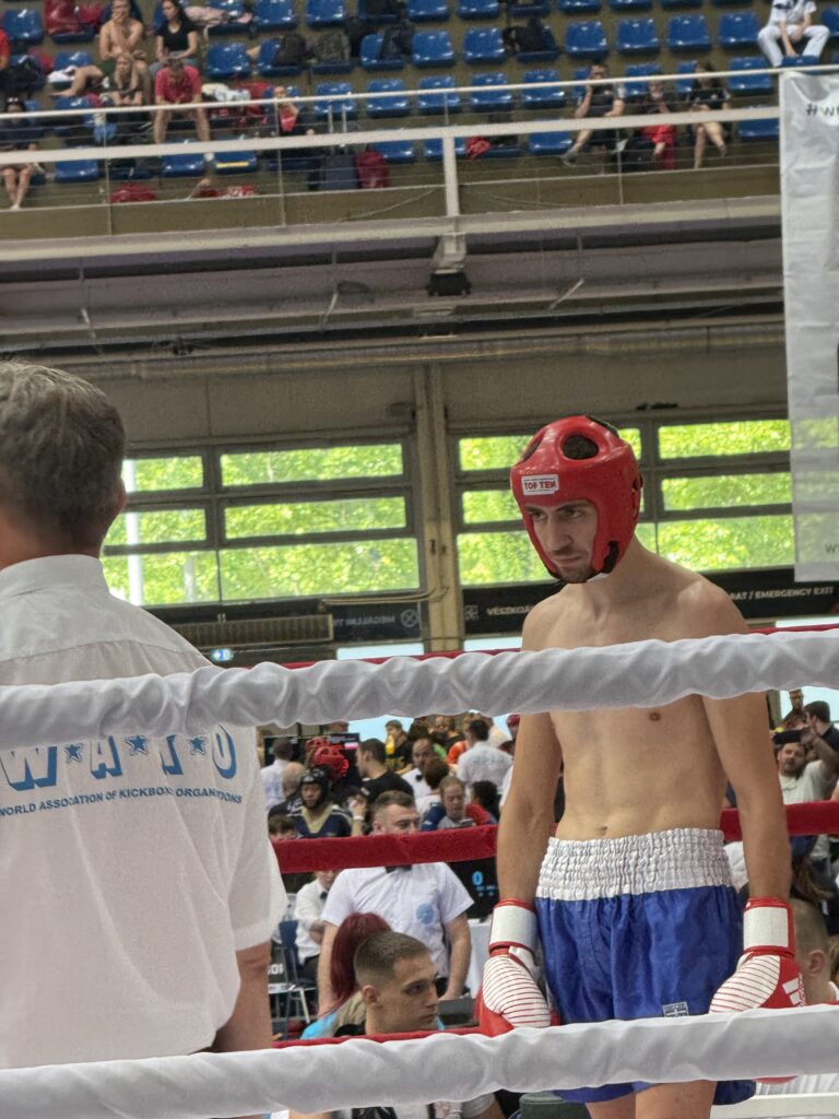 kickboxing-hungarian-wako-fighters-jyxAFA7i.jpg