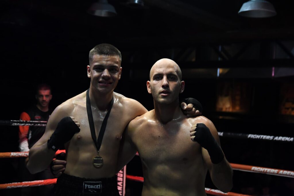 champions-night-72-event-kickboxing-yXrigIlU.jpg