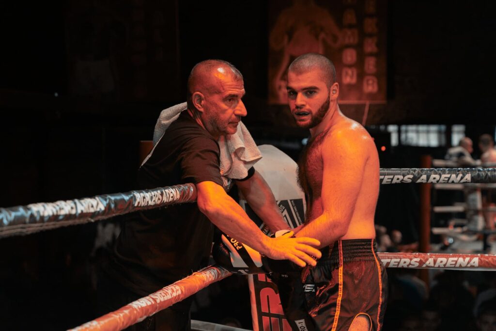 kickboxing-boxing-champions-night-78-y0dnc7AG.jpg