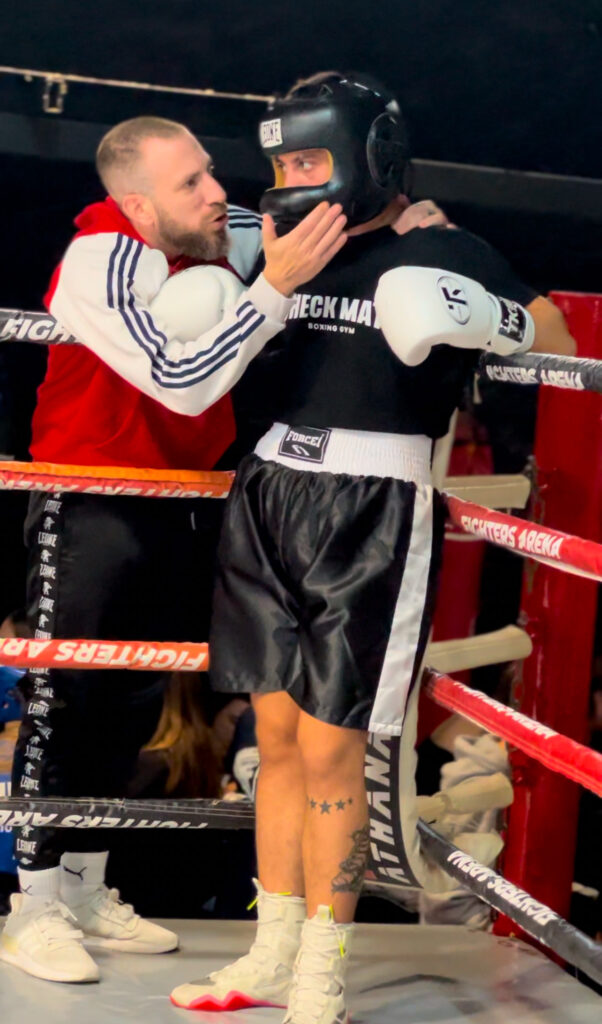 kickboxing-boxing-training-pro1-YB7lXI9L.jpg