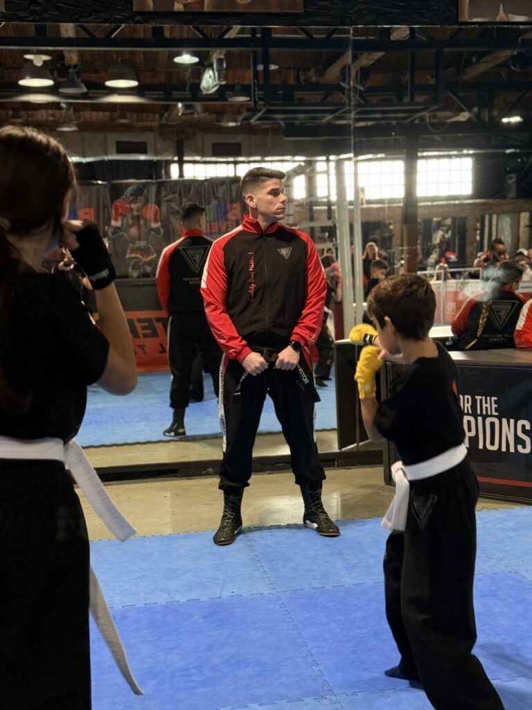 kickboxing-event-fighters-athanasopoulos-UFwE6brM.jpg