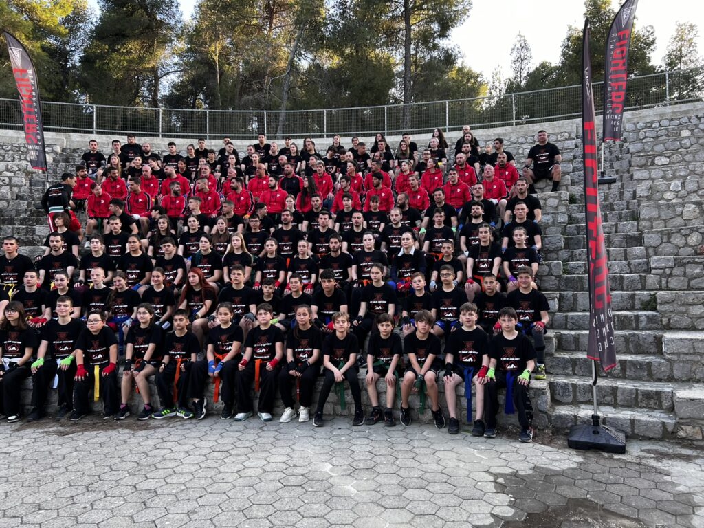 kickboxing-training-camp-experience-wEVX659l.jpg