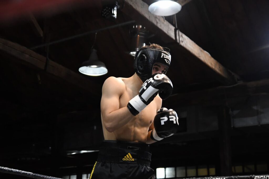 champions-night-72-event-kickboxing-FqAdB3R8.jpg