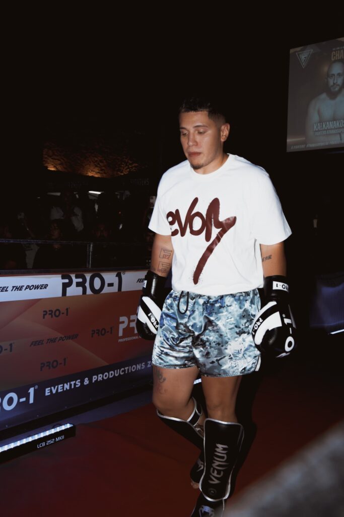 kickboxing-boxing-champions-night-78-YVctBALQ.jpg