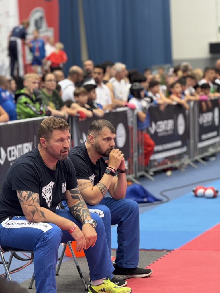 kickboxing-hungarian-wako-fighters-G2DYLGLi.jpg